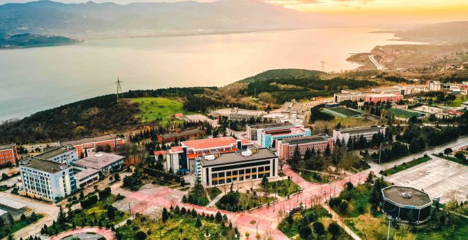 Prof. Dr. Hamza Al: “Geleceğin Bireylerini Yetiştirmeye Devam Edeceğiz”