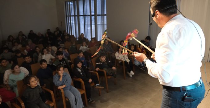 Serdivan’da Çocukların Karagöz ve Hacivat Keyfi!