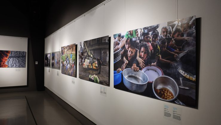 Dünya Gündemini Yansıtan Kareler Sakarya’da Sanatseverlerle Buluştu