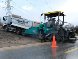 Kemalpaşa Mahallesi’nde Yol Konforu Yenilenen Asfaltla Artıyor