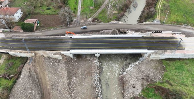 Karapürçek Mesudiye Köprüsü Yeni Haliyle Trafiğe Açıldı