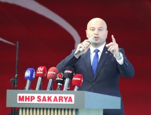 MHP Sakarya İl Başkanı Oğuz Alkaş’tan Öğrencilere Yarıyıl Tatili Mesajı