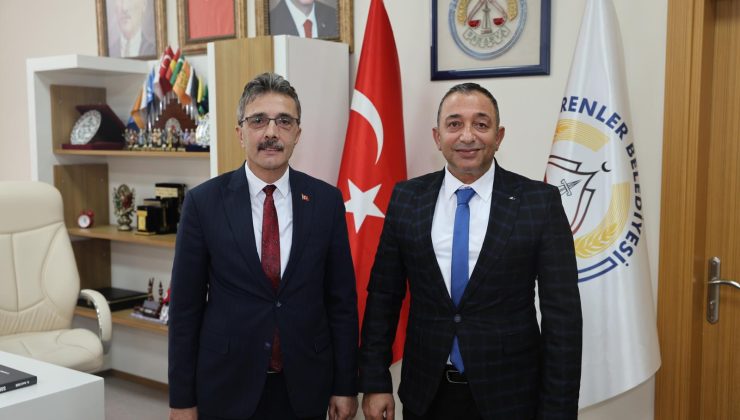 Çarşamba Pazarı Esnafının Talepleri Erenler Belediyesi’ne Taşındı