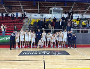 Serdivan’dan Güreşte Şampiyonluk, Basketbolda Zafer