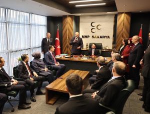Akın Gürlek’ten MHP Sakarya’ya Ziyaret